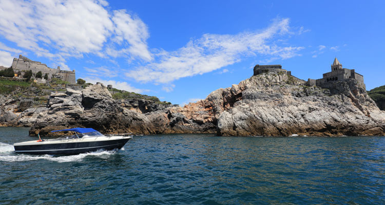 Sail in the Gulf of Poets, Liguria - Navigare nel Golfo dei Poeti in barca
