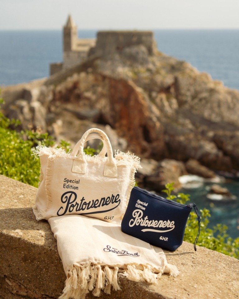Shopping in Portovenere: handcrafts & typical shops | Shopping Guide