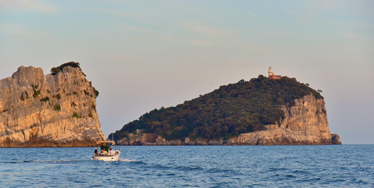 private boat tours gulf of poets
